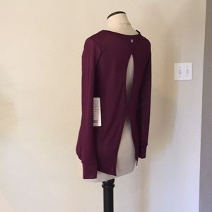 90° open back mesh yoga/athletic top